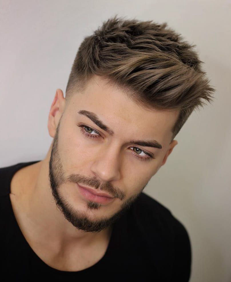 man haircut at the five salon